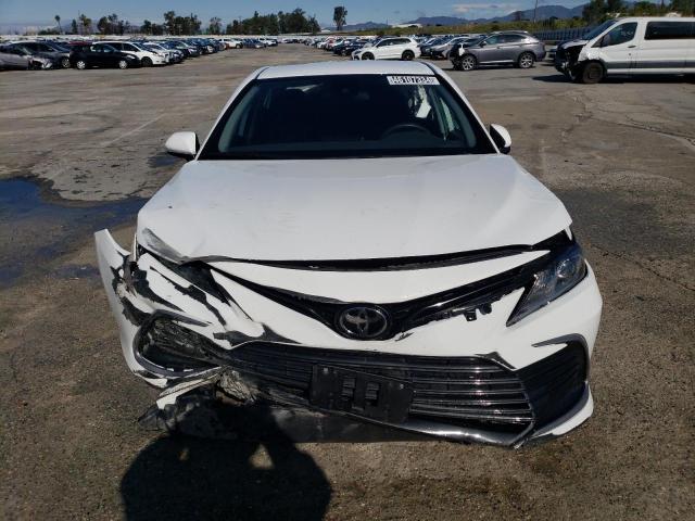 Photo 4 VIN: 4T1C11AKXNU499711 - TOYOTA CAMRY 