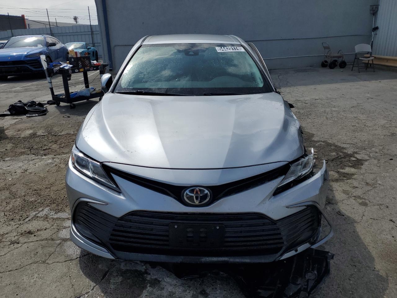 Photo 4 VIN: 4T1C11AKXNU618132 - TOYOTA CAMRY 