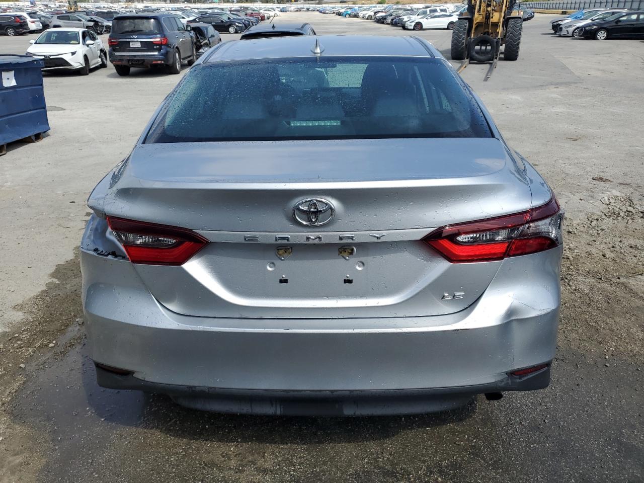 Photo 5 VIN: 4T1C11AKXNU618132 - TOYOTA CAMRY 