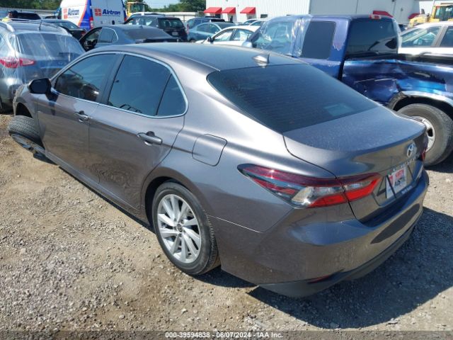 Photo 2 VIN: 4T1C11AKXNU641300 - TOYOTA CAMRY 