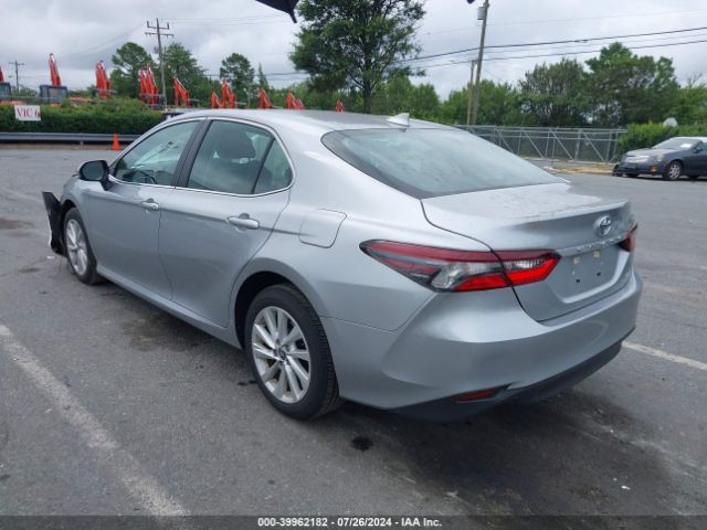 Photo 2 VIN: 4T1C11AKXNU642480 - TOYOTA CAMRY 