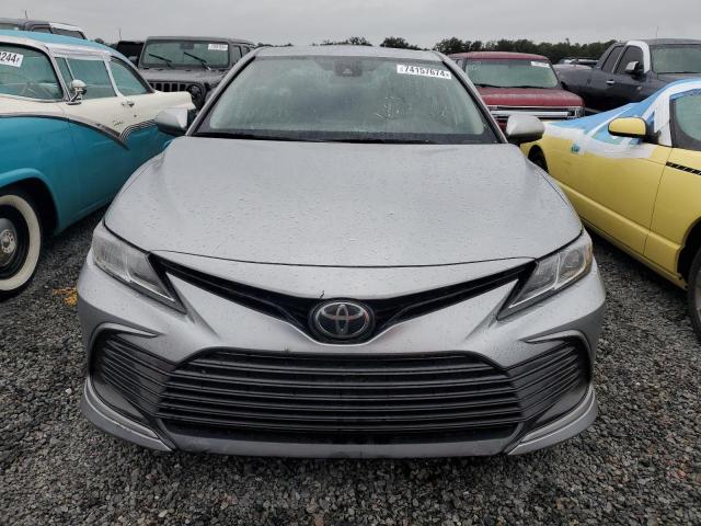 Photo 4 VIN: 4T1C11AKXNU666505 - TOYOTA CAMRY LE 