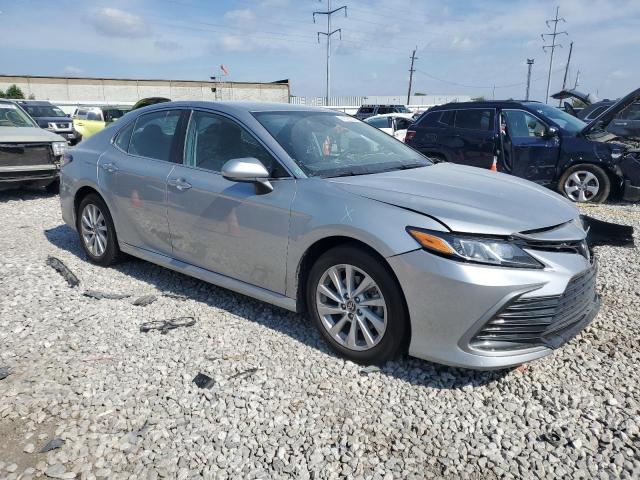 Photo 3 VIN: 4T1C11AKXPU093852 - TOYOTA CAMRY LE 