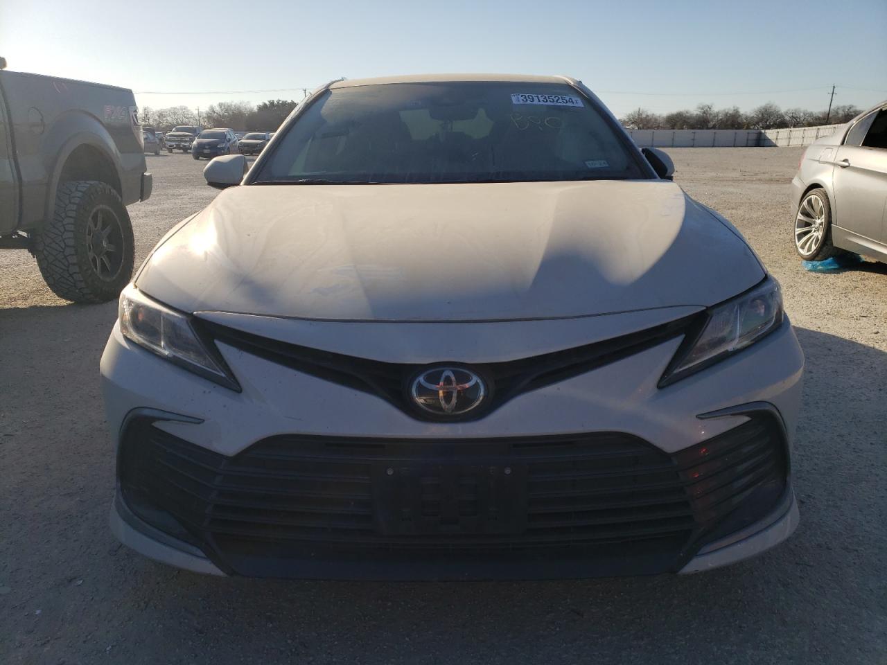 Photo 4 VIN: 4T1C11AKXPU107507 - TOYOTA CAMRY 