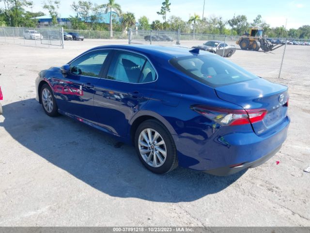 Photo 2 VIN: 4T1C11AKXPU157081 - TOYOTA CAMRY 