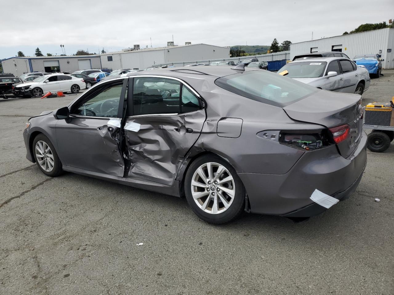 Photo 1 VIN: 4T1C11AKXPU793550 - TOYOTA CAMRY 