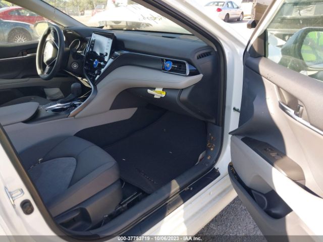 Photo 4 VIN: 4T1C11AKXPU814459 - TOYOTA CAMRY 