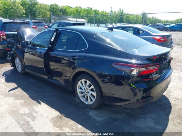 Photo 2 VIN: 4T1C11AKXRU190861 - TOYOTA CAMRY LE 