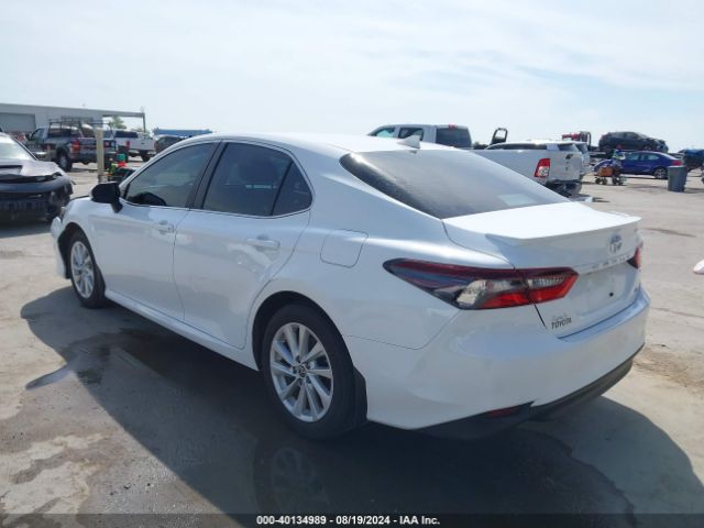 Photo 2 VIN: 4T1C11AKXRU890248 - TOYOTA CAMRY 