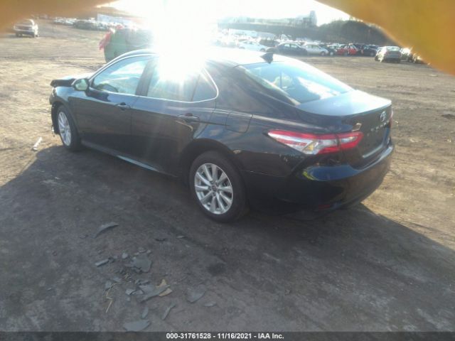 Photo 2 VIN: 4T1C11BK0LU017887 - TOYOTA CAMRY 