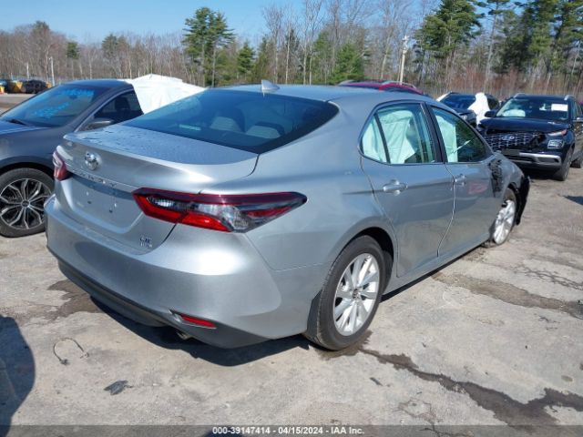 Photo 3 VIN: 4T1C11BK0MU030723 - TOYOTA CAMRY 