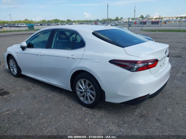 Photo 2 VIN: 4T1C11BK0PU083409 - TOYOTA CAMRY 