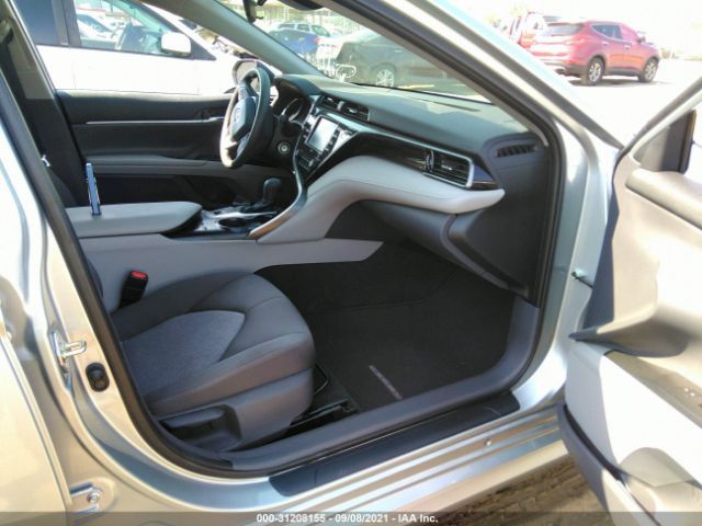 Photo 4 VIN: 4T1C11BK1LU006252 - TOYOTA CAMRY 