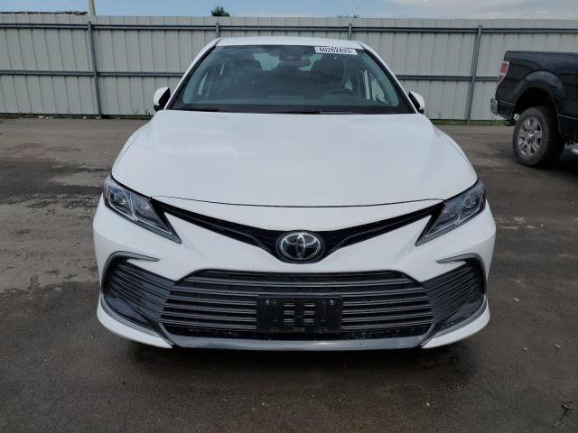 Photo 4 VIN: 4T1C11BK1NU071539 - TOYOTA CAMRY 