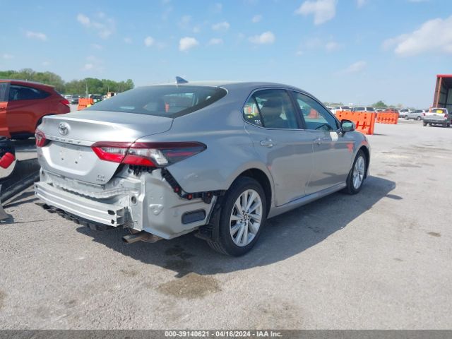 Photo 3 VIN: 4T1C11BK2MU027838 - TOYOTA CAMRY 