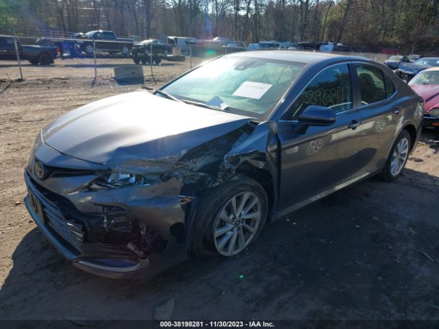 Photo 1 VIN: 4T1C11BK2NU069637 - TOYOTA CAMRY 