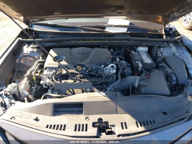 Photo 9 VIN: 4T1C11BK2NU069637 - TOYOTA CAMRY 