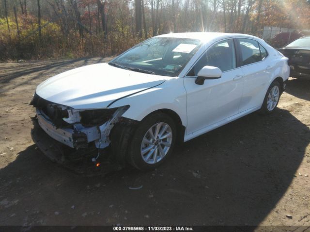 Photo 1 VIN: 4T1C11BK2NU072845 - TOYOTA CAMRY 