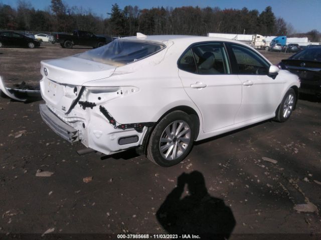 Photo 3 VIN: 4T1C11BK2NU072845 - TOYOTA CAMRY 