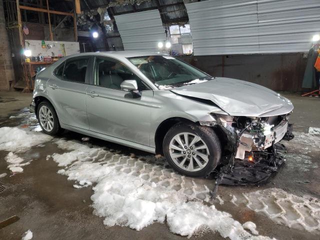 Photo 3 VIN: 4T1C11BK3MU023040 - TOYOTA CAMRY LE 