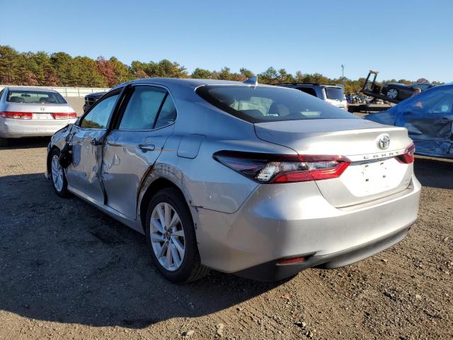 Photo 2 VIN: 4T1C11BK3NU055598 - TOYOTA CAMRY LE 