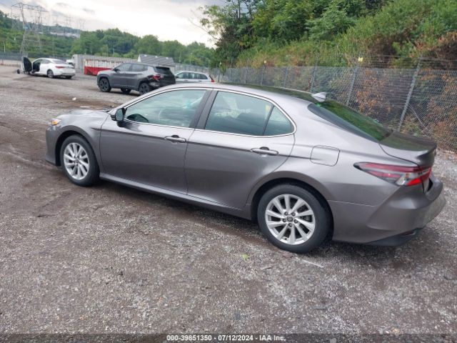 Photo 2 VIN: 4T1C11BK4MU026674 - TOYOTA CAMRY 