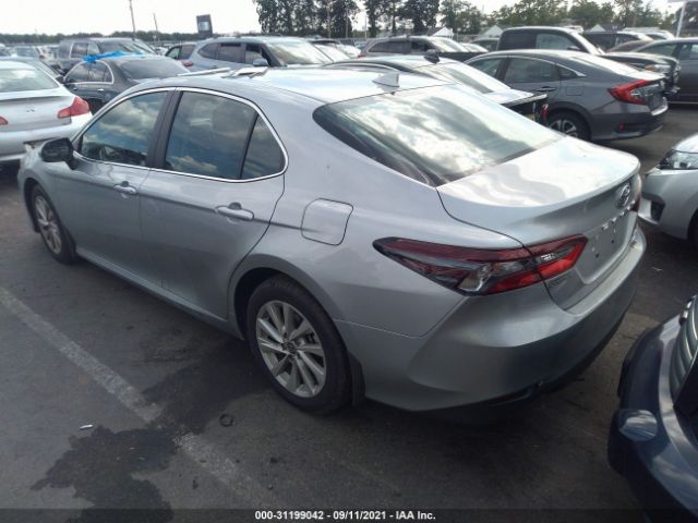 Photo 2 VIN: 4T1C11BK4MU035813 - TOYOTA CAMRY 