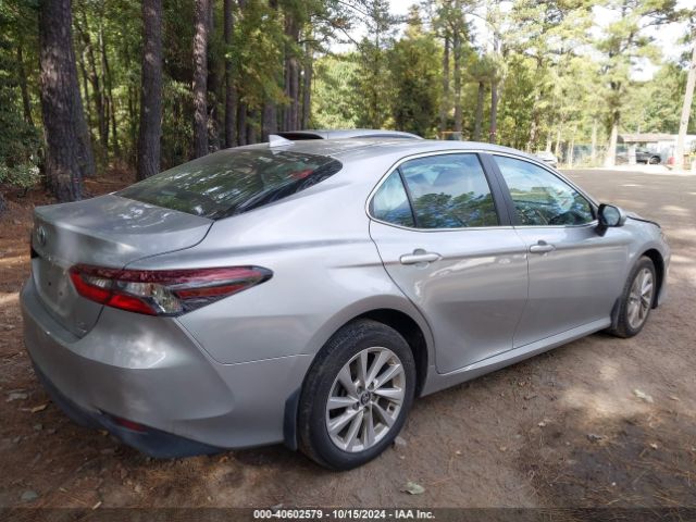 Photo 3 VIN: 4T1C11BK4PU090220 - TOYOTA CAMRY 