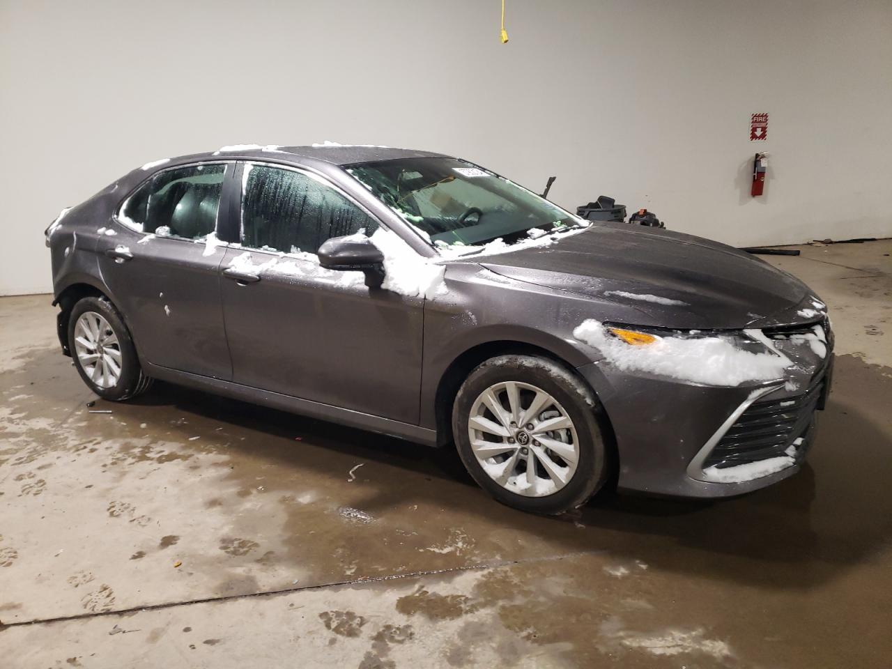 Photo 3 VIN: 4T1C11BK4PU095319 - TOYOTA CAMRY 