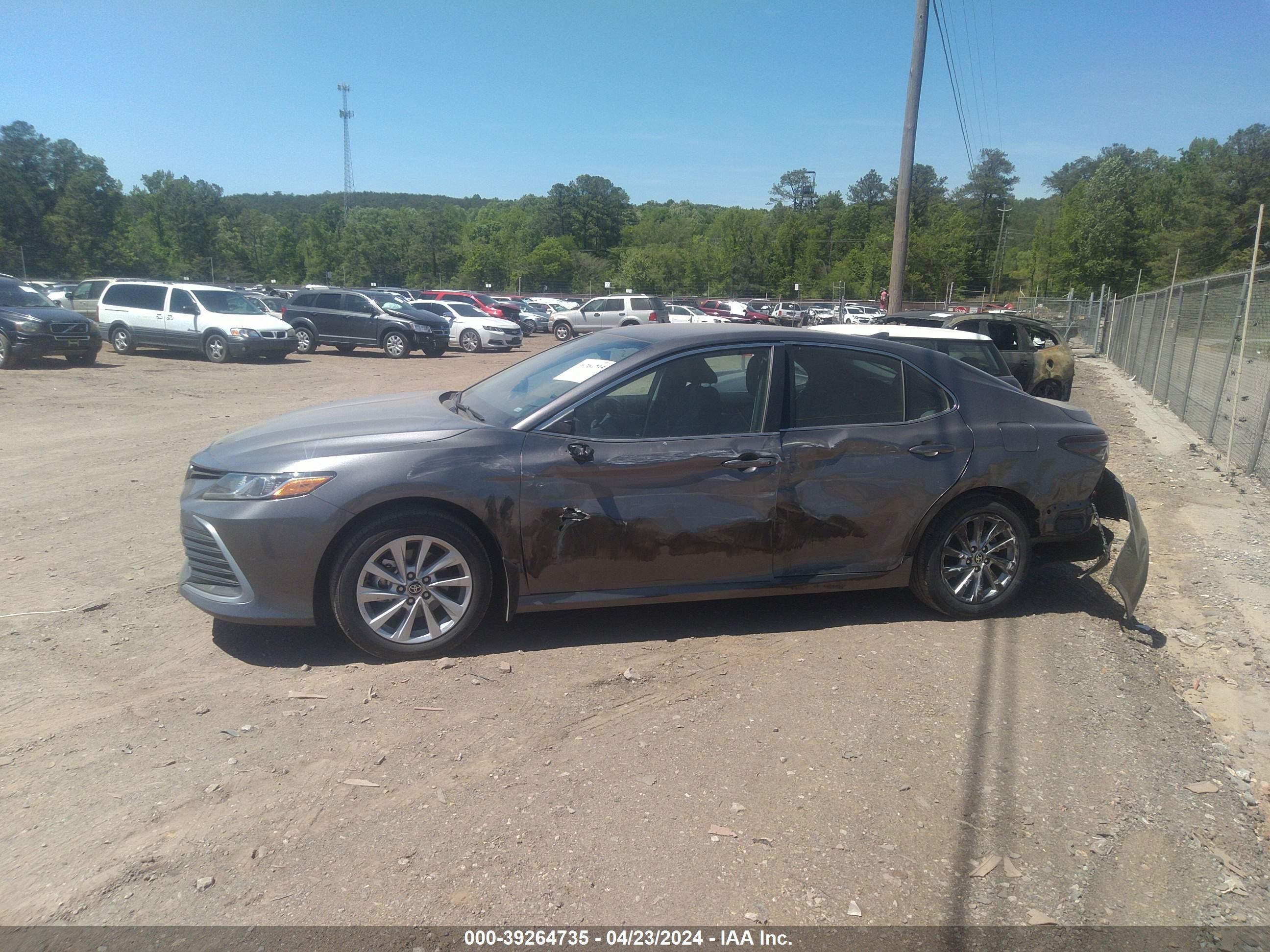 Photo 13 VIN: 4T1C11BK4RU113160 - TOYOTA CAMRY 