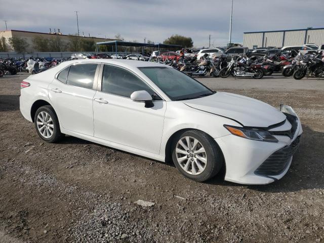 Photo 3 VIN: 4T1C11BK5LU009199 - TOYOTA CAMRY LE 