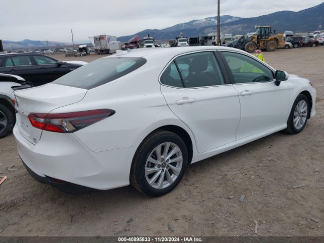 Photo 3 VIN: 4T1C11BK5MU035898 - TOYOTA CAMRY 