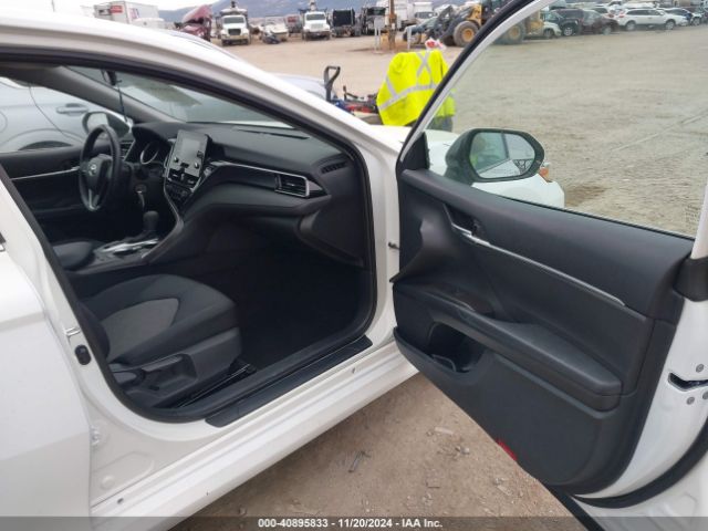 Photo 4 VIN: 4T1C11BK5MU035898 - TOYOTA CAMRY 