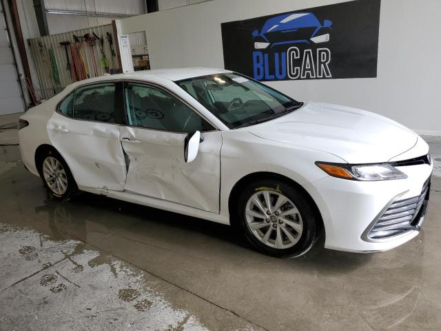 Photo 3 VIN: 4T1C11BK5PU078643 - TOYOTA CAMRY LE 