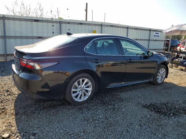 Photo 2 VIN: 4T1C11BK5PU084121 - TOYOTA CAMRY LE 