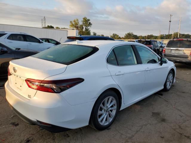 Photo 2 VIN: 4T1C11BK6MU023002 - TOYOTA CAMRY 