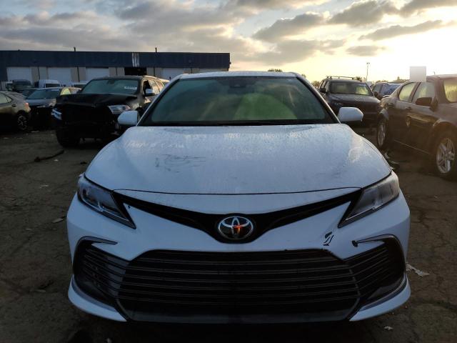 Photo 4 VIN: 4T1C11BK6MU023002 - TOYOTA CAMRY 