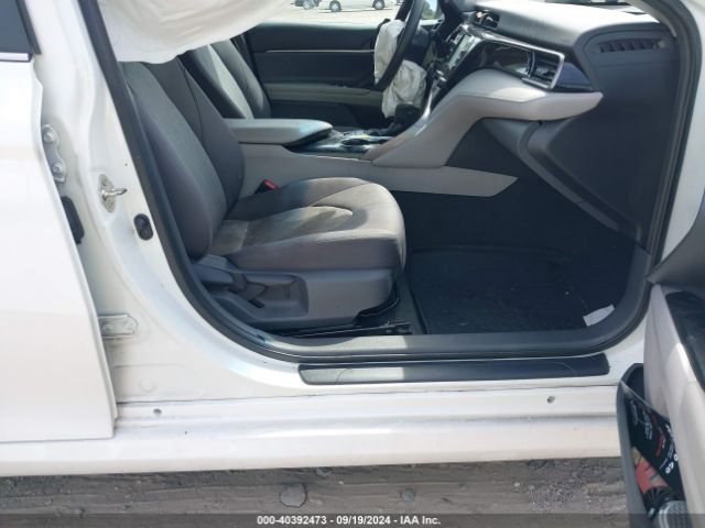 Photo 4 VIN: 4T1C11BK7LU005218 - TOYOTA CAMRY 