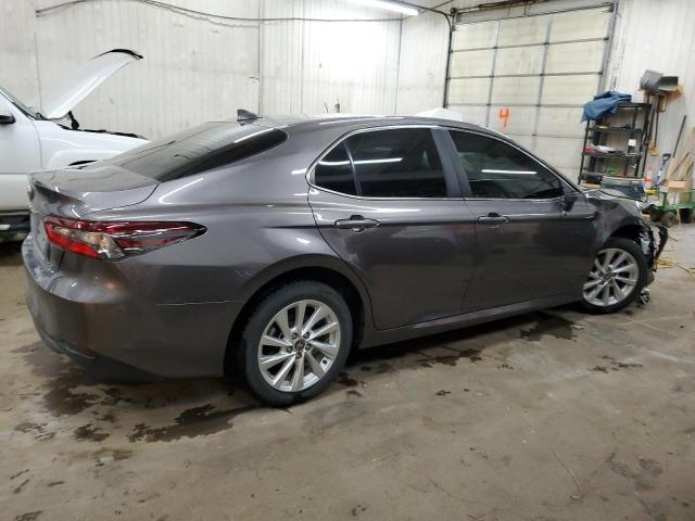 Photo 2 VIN: 4T1C11BK7NU066622 - TOYOTA CAMRY LE 