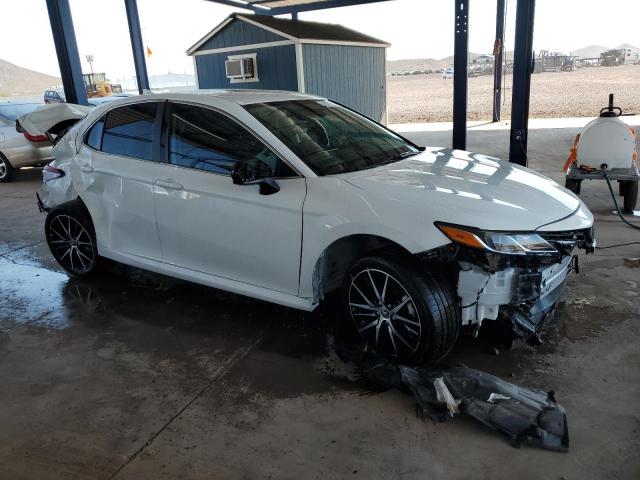 Photo 3 VIN: 4T1C11BK7RU112665 - TOYOTA CAMRY LE 