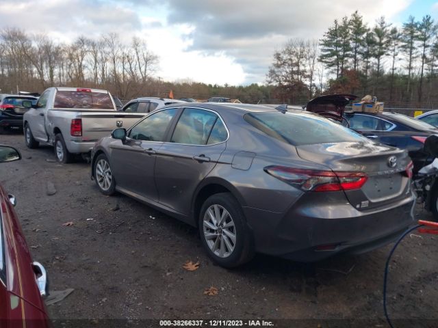 Photo 2 VIN: 4T1C11BK8PU085747 - TOYOTA CAMRY 