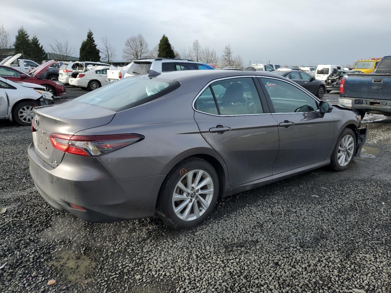 Photo 2 VIN: 4T1C11BKXPU093719 - TOYOTA CAMRY 