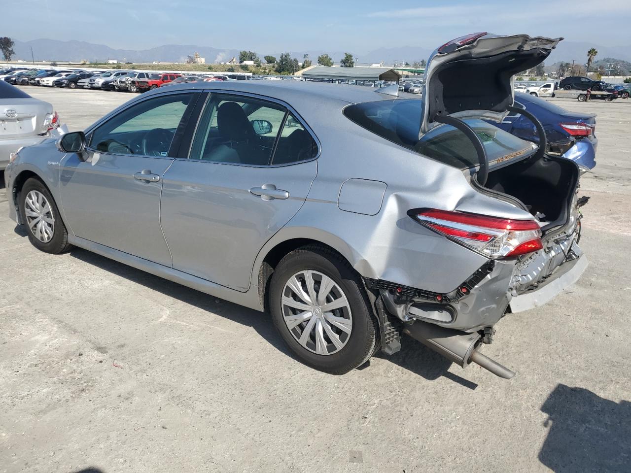 Photo 1 VIN: 4T1C31AK0LU525465 - TOYOTA CAMRY 