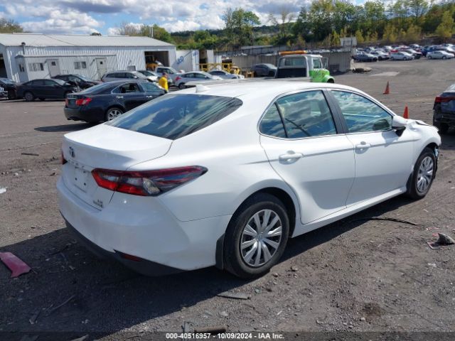 Photo 3 VIN: 4T1C31AK0NU573308 - TOYOTA CAMRY 