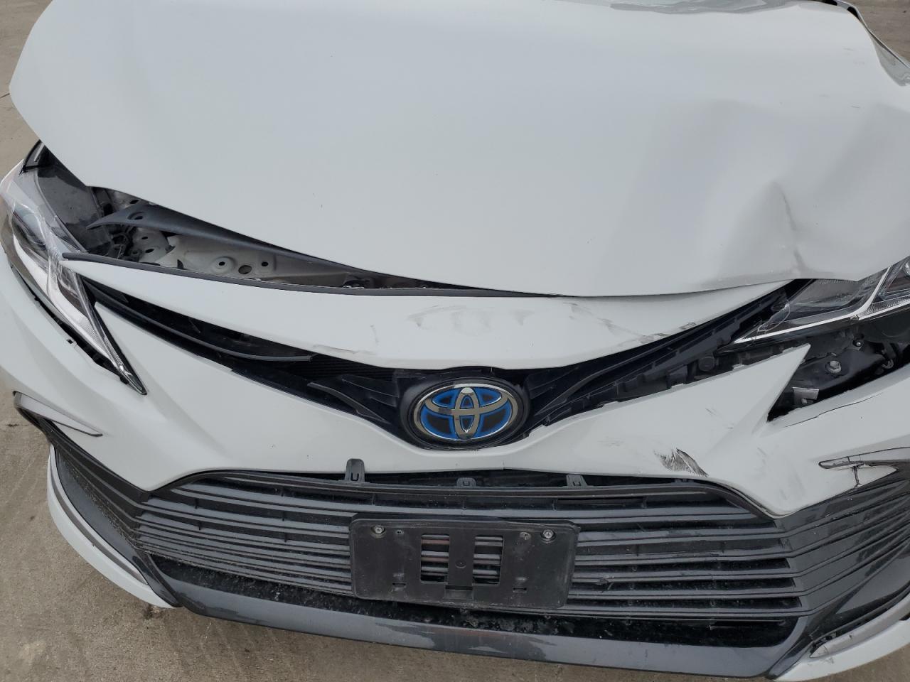 Photo 10 VIN: 4T1C31AK0PU052978 - TOYOTA CAMRY 