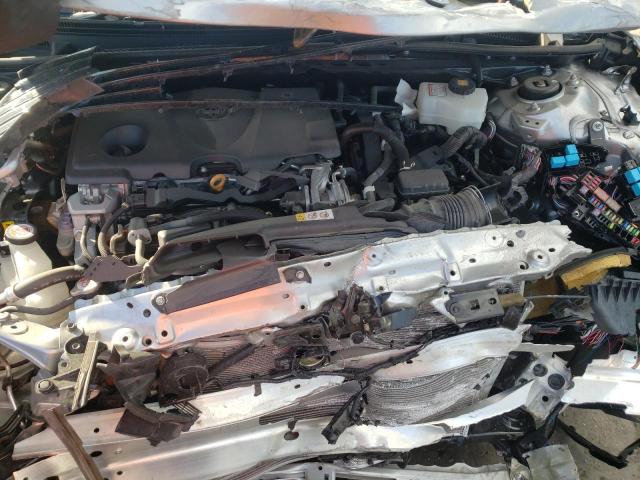 Photo 10 VIN: 4T1C31AK1LU521361 - TOYOTA CAMRY LE 