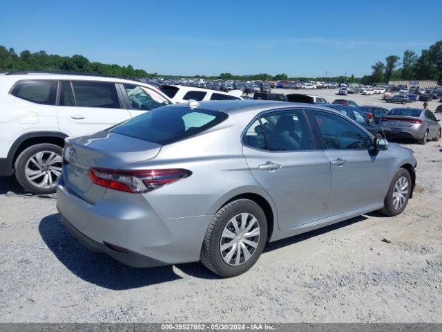 Photo 3 VIN: 4T1C31AK1MU569881 - TOYOTA CAMRY 