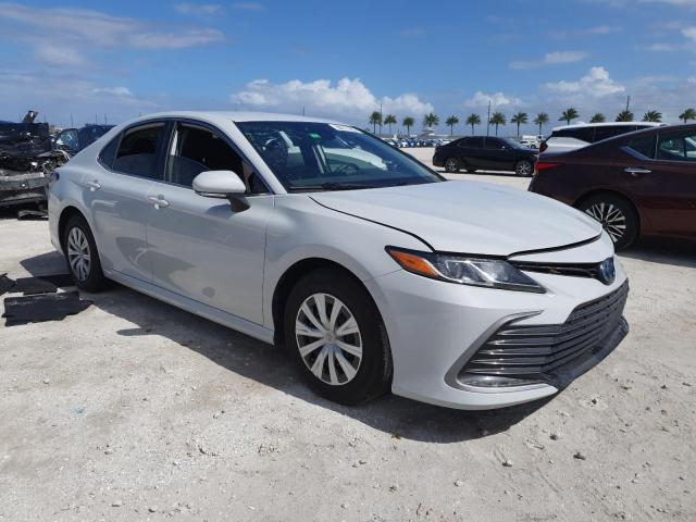 Photo 3 VIN: 4T1C31AK1NU044112 - TOYOTA CAMRY LE 