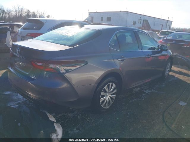 Photo 3 VIN: 4T1C31AK2NU584858 - TOYOTA CAMRY 