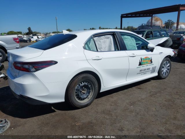 Photo 3 VIN: 4T1C31AK3MU026841 - TOYOTA CAMRY 